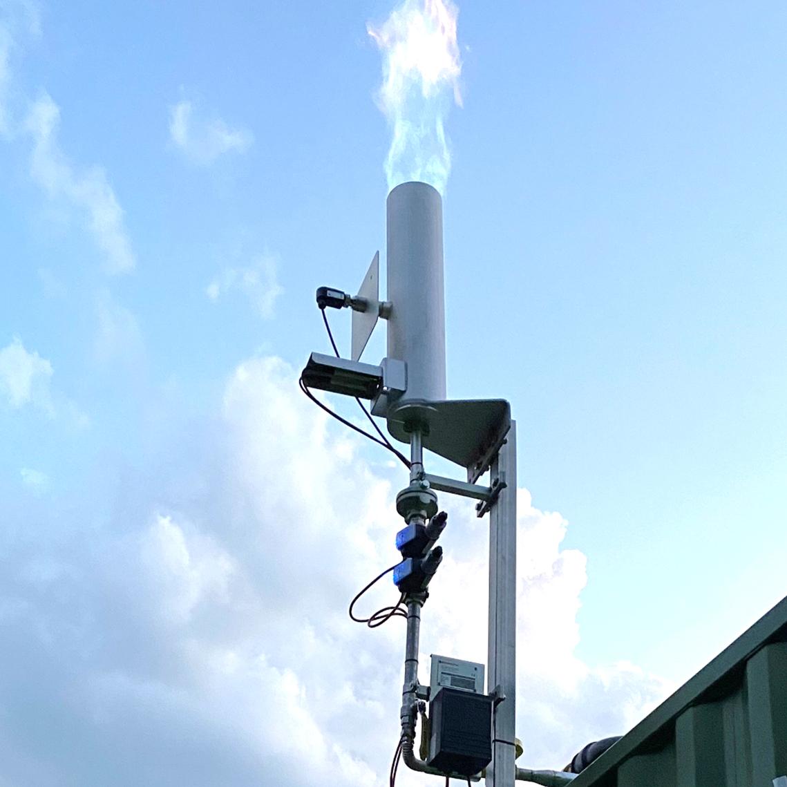 Compact FlexBio emergency flare type GF-15 for safe combustion of up to 20 m³/h biogas — approx. 150 kW thermal output.